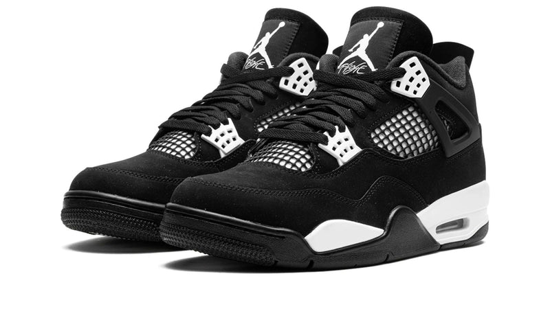 Air Jordan 4 Retro 'White Thunder'